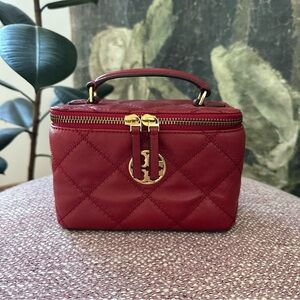 Tory Burch Willa Mini Vanity Bag in Red